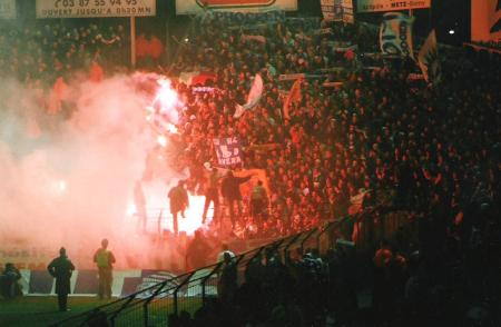 28-METZ-OM 02.jpg